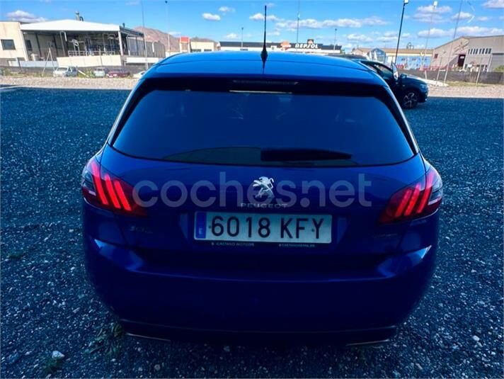 PEUGEOT 308 GT Line 1.2 PureTech SS